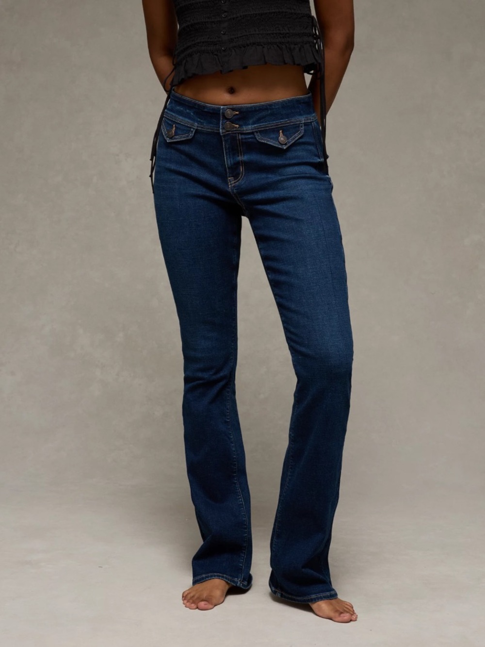 American Eagle AE Low-Rise Kick Bootcut Stretch Jeans  |   Size: 8 Regular